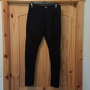 4/$20 Athletic Leggings